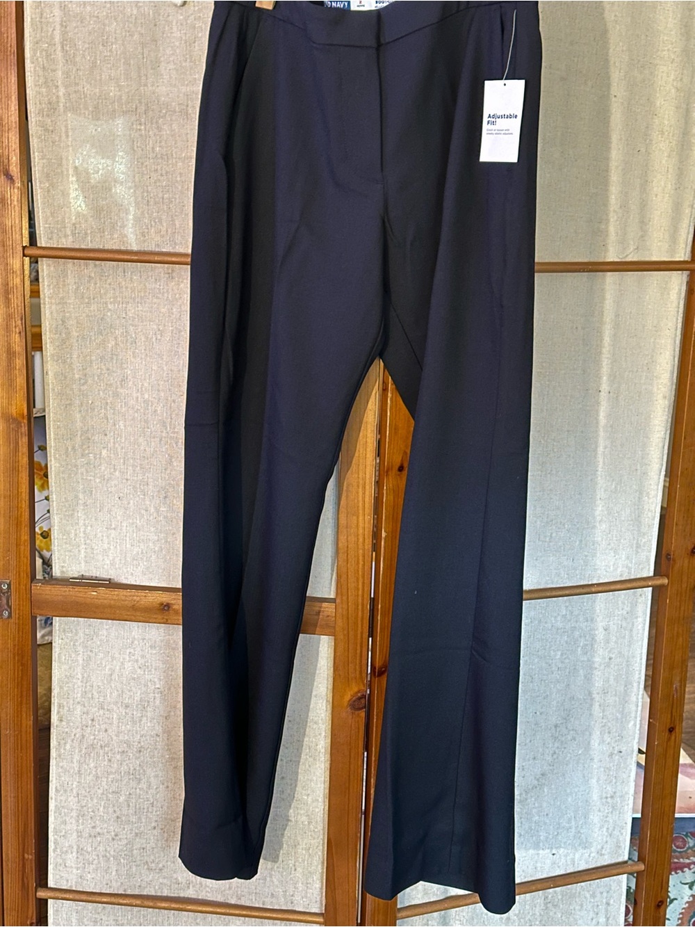 NWT Women’s Old Navy Mid rise Boot-Cut adjustable waist black dress pants,Sz.2P